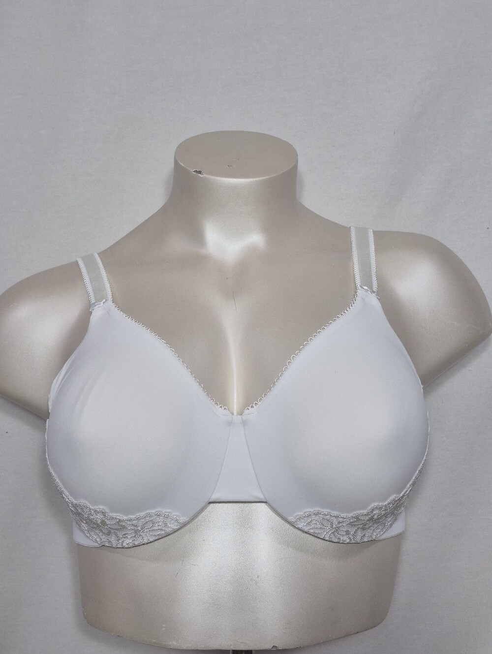 38DD Olga By Warners 35063 Luxury Lift Underwire Bra White